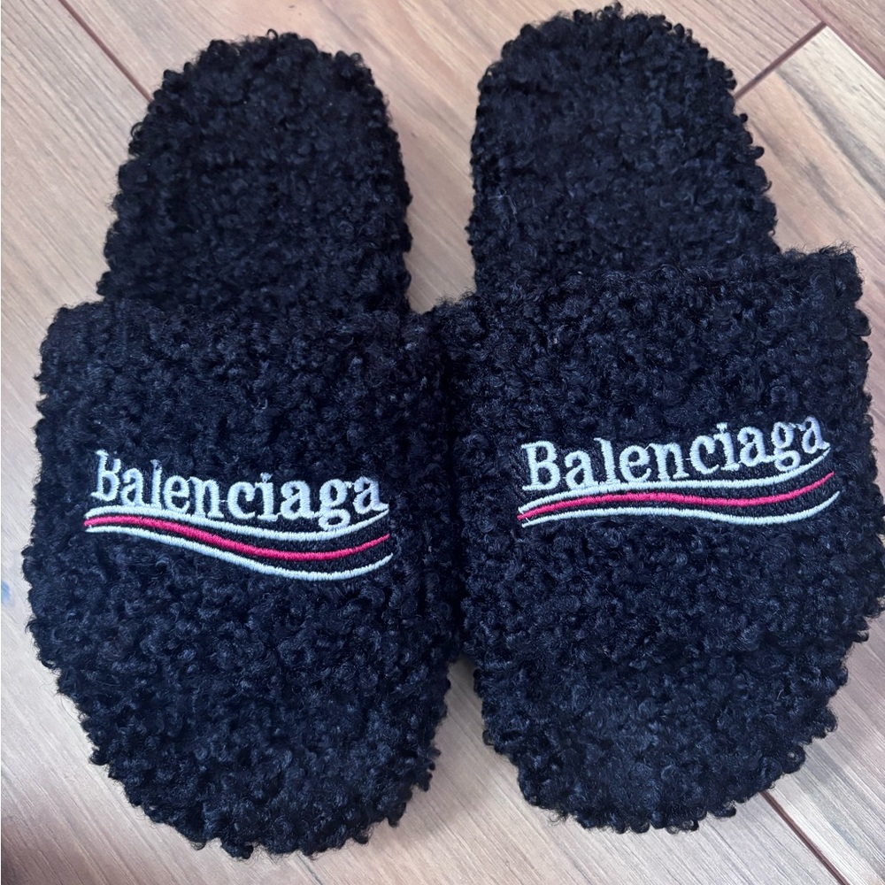 Balenciaga Black Textured Slides